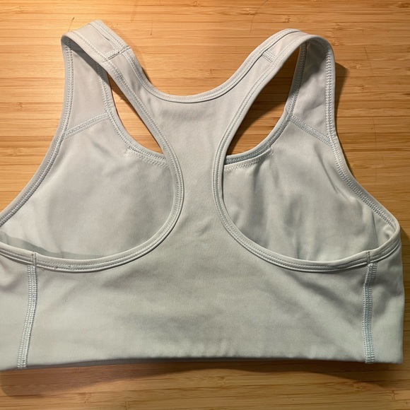 Nike Sports bra - Picture 2 of 2